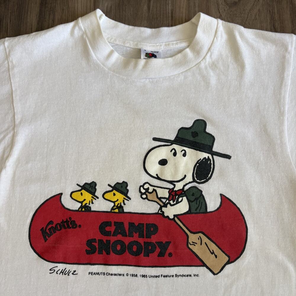 Vintage Knotts Berry Farm Snoopy Peanuts T-Shirt Men's Size S Camp Snoopy 1980s